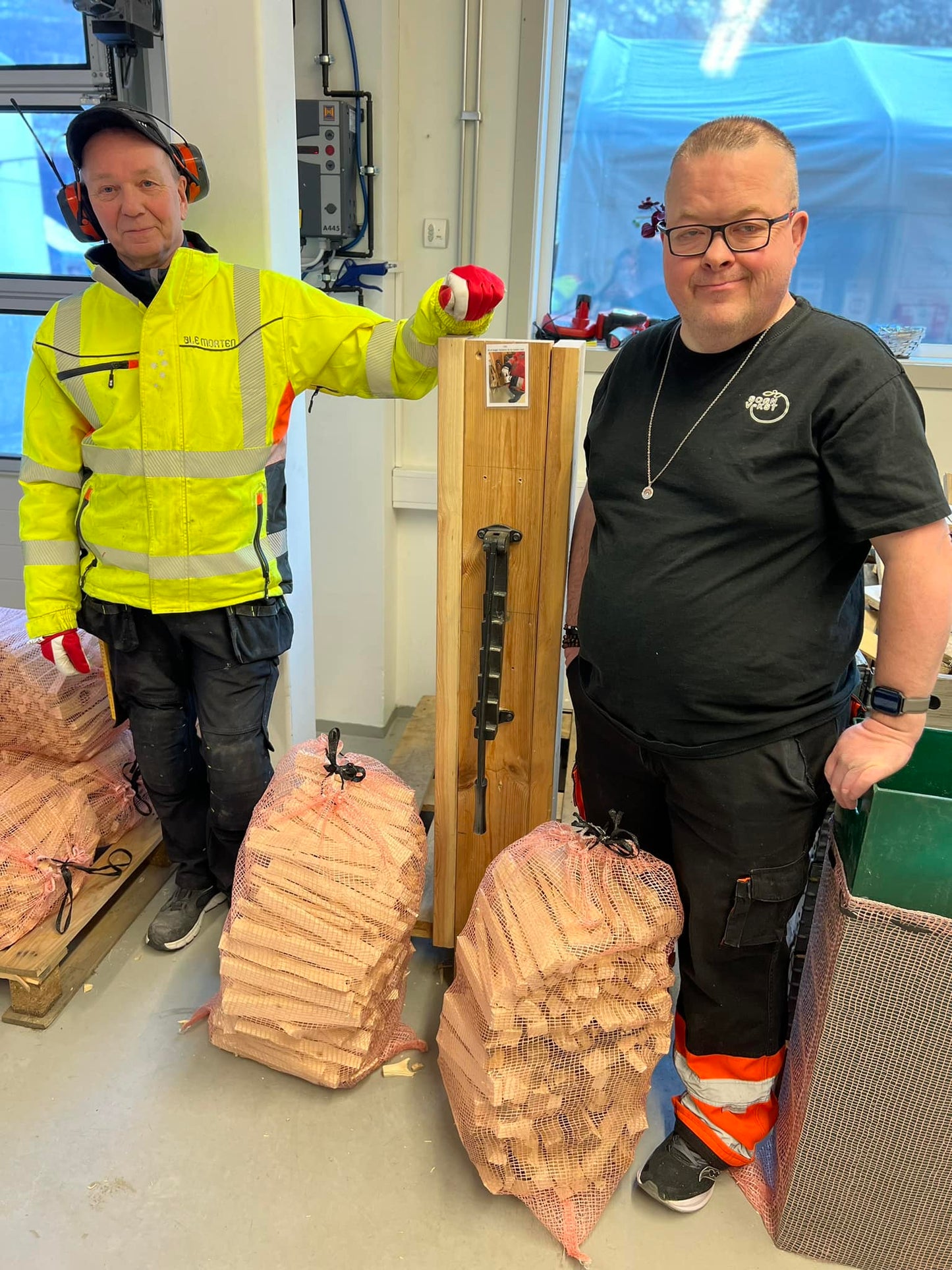 Opptenningsved 60L sekk