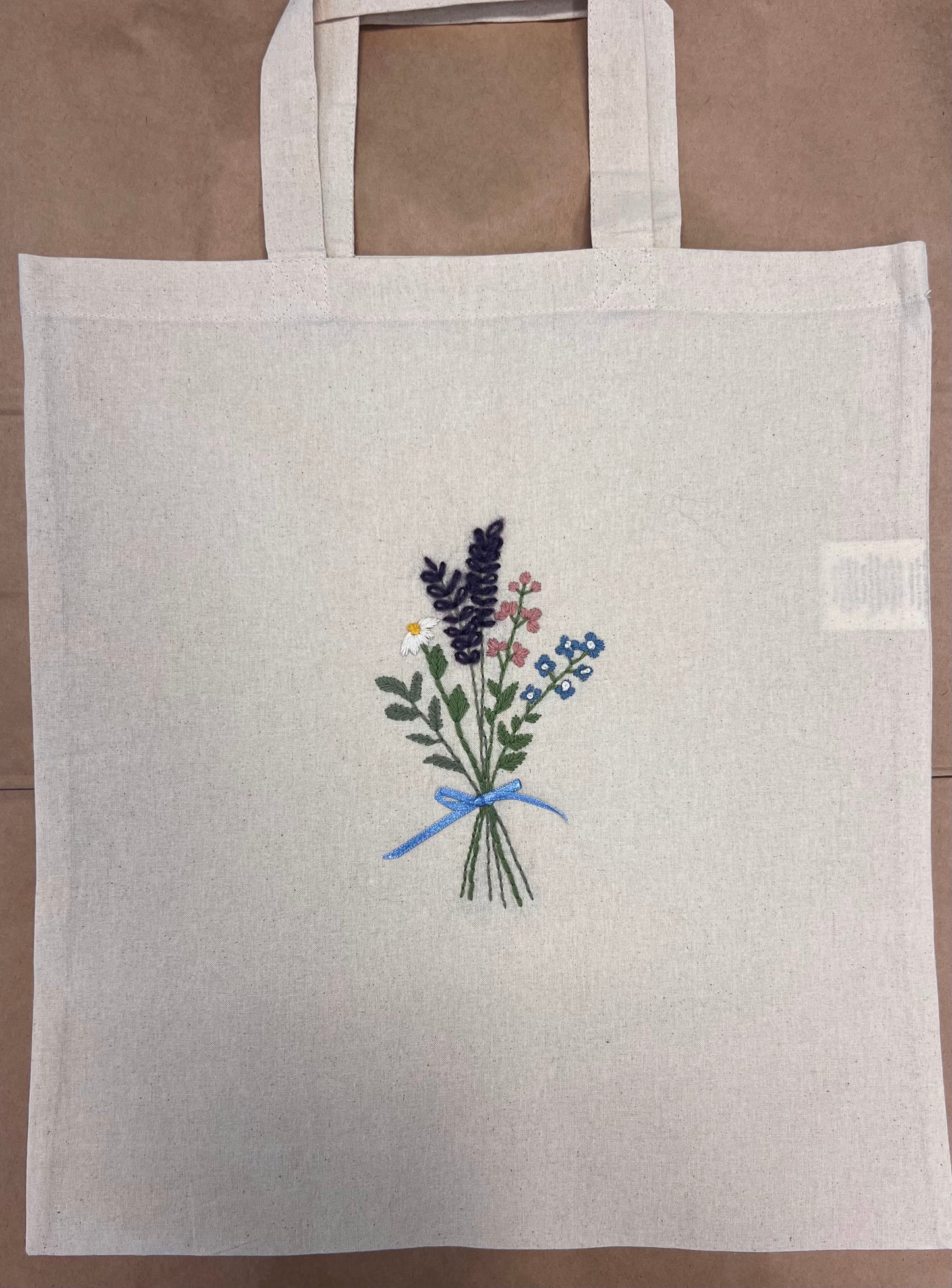 Handlenett håndbrodert